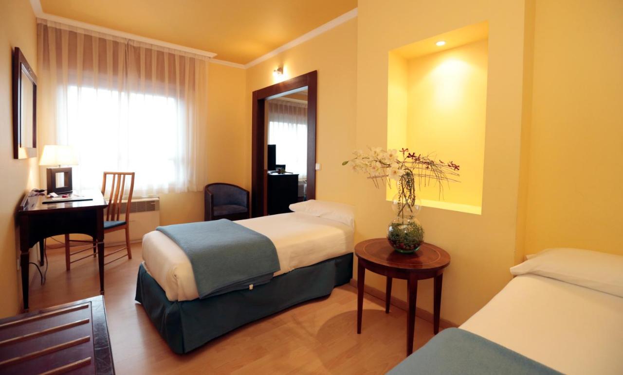 Hotel Spa Congreso Teo Luaran gambar